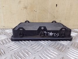 BMW X3 E83 Évent de pression de quart de panneau 64228377280