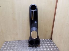 Toyota Yaris Verso Keskikonsoli 5891152020