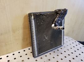 Volkswagen PASSAT B8 Gaisa kondicioniera radiators (salonā) 