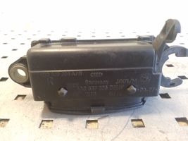 Audi A3 S3 8L Maniglia esterna per portiera posteriore 8D0837208A