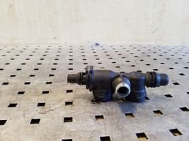 BMW X5 E53 Termostaatin kotelo 143911502