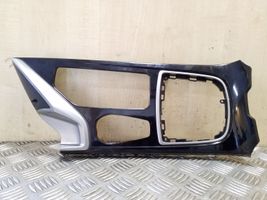 Hyundai i40 Ātrumu pārslēgšanas sviras dekoratīvā apdare (plastmasas) 846513Z000