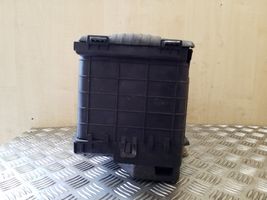 Skoda Superb B6 (3T) Support boîte de batterie 3C0915443A