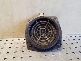 Audi TT TTS Mk2 Takaoven kaiutin 01603810