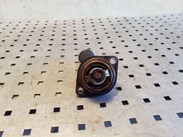 Volkswagen Tiguan Boîtier de thermostat / thermostat 045121121A