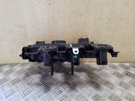 Opel Vivaro Separatore dello sfiato dell’olio 8200836881