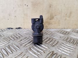 Opel Vivaro Tuulilasi tuulilasinpesimen pumppu 8200067015