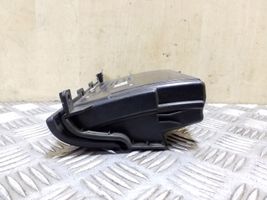 Audi A4 S4 B5 8D Popielniczka przednia tunelu środkowego 8D0857951G