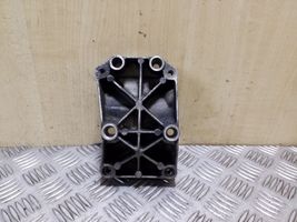 Ford Focus Staffa di montaggio del compressore dell’A/C 98FF190624AB