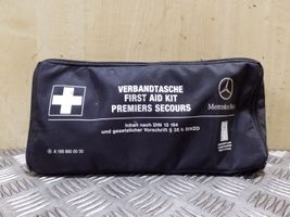 Mercedes-Benz A W168 Trousse de premiers secours A1688600050