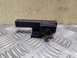 Audi A6 C7 Interjero komforto antena 8K0907247