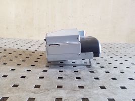 Volvo XC90 Monitor / wyświetlacz / ekran 307756261