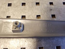 Subaru Outback Baguette moulure de porte arrière 94228AJ010