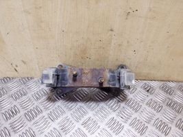 Subaru Outback Soporte de la caja de cambios 