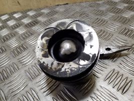 Subaru Outback Piston EB