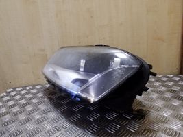 Volkswagen PASSAT B7 Lampa przednia 3AC941005