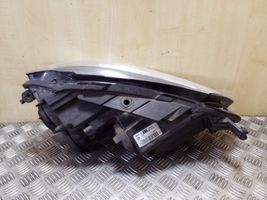 Volkswagen PASSAT B7 Lampa przednia 3AC941005