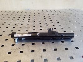 Peugeot 3008 I Rail de réglage hauteur de ceinture de sécurité 9683636180