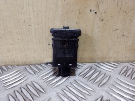 Honda CR-V Sunroof switch M19833