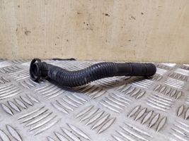 Volkswagen Tiguan Breather hose/pipe 5N0129637D