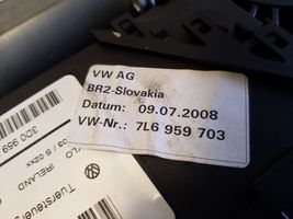 Volkswagen Touareg I Moteur de lève-vitre de porte arrière 7L6959703