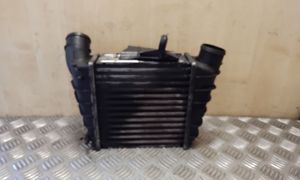 Volkswagen Polo IV 9N3 Chłodnica powietrza doładowującego / Intercooler 6Q0145804A