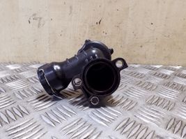 Volkswagen PASSAT B8 Termostaatin kotelo 04L121111H