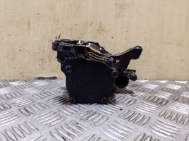 Volkswagen PASSAT B8 Oil pump 04L145305