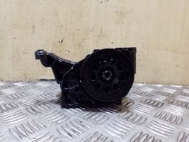 Volkswagen PASSAT B8 Oil pump 04L145305