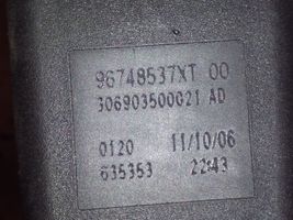 Citroen DS4 Klamra tylnego pasa bezpieczeństwa 96748537XT