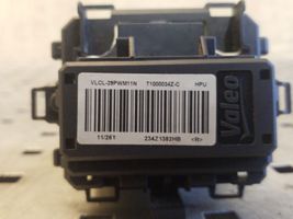Citroen DS4 Lämpöpuhaltimen moottorin vastus VLCL29PWM11N
