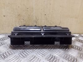 Subaru Legacy Évent de pression de quart de panneau 72651AG000