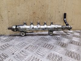 Subaru Outback Tuyau de conduite principale de carburant 