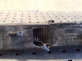 Audi Q7 4L Передний поворотный фонарь 4L0953042