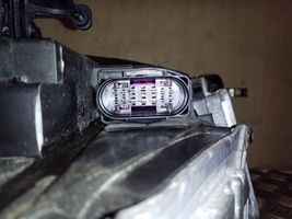 Audi A4 S4 B8 8K Lampa przednia 8K0941029BA