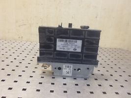 Audi 100 S4 C4 Module de contrôle de boîte de vitesses ECU 097927731