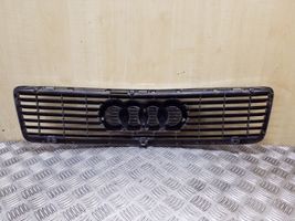 Audi 100 S4 C4 Grotelės viršutinės 4A0853651