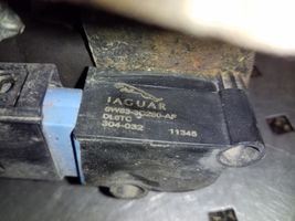Jaguar XF X250 Czujnik poziomowania świateł osi przedniej 8W833C280AF