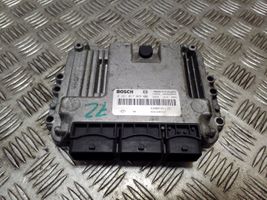 Renault Trafic II (X83) Sterownik / Moduł ECU 0281017065