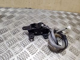 BMW X5 E70 Zamek klapy tylnej bagażnika 51247183196