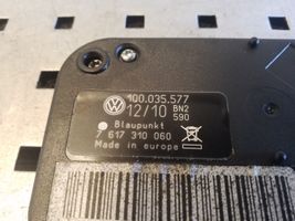 Volkswagen Eos Aerial antenna amplifier 1Q0035577