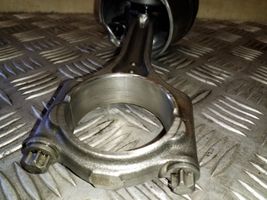 Volvo XC90 Piston with connecting rod 82L218