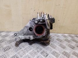 Chevrolet Captiva Pompe de circulation d'eau 86868238