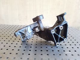 KIA Sorento Soporte del alternador 