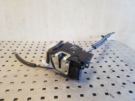 Hyundai ix35 Front door lock 813102Y010