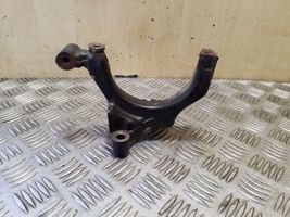 Volkswagen PASSAT B8 Muffler mount bracket/holder 04L425