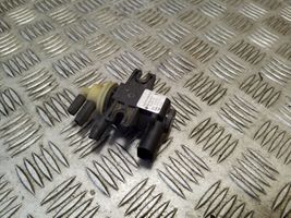 Volkswagen PASSAT B8 Turboahtimen magneettiventtiili 1K0906627B