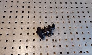 Audi 80 90 S2 B4 Solenoidinis vožtuvas 357906283