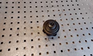 Audi 80 90 S2 B4 Soupape vanne EGR 028131501B