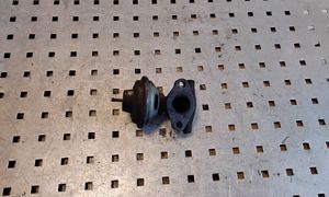 Audi 80 90 S2 B4 Soupape vanne EGR 028131501B